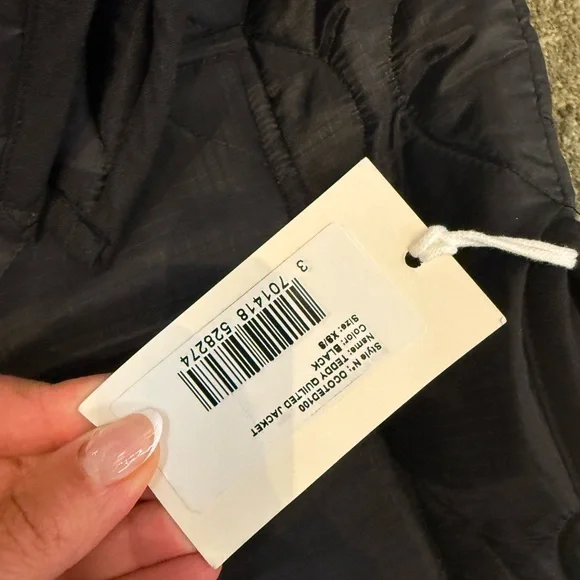 NWT THE FRANKIE SHOP TEDDY QUILTED JACKET - BLACK-PLEASE READ LISTING DETAILS - Picture 9 of 10